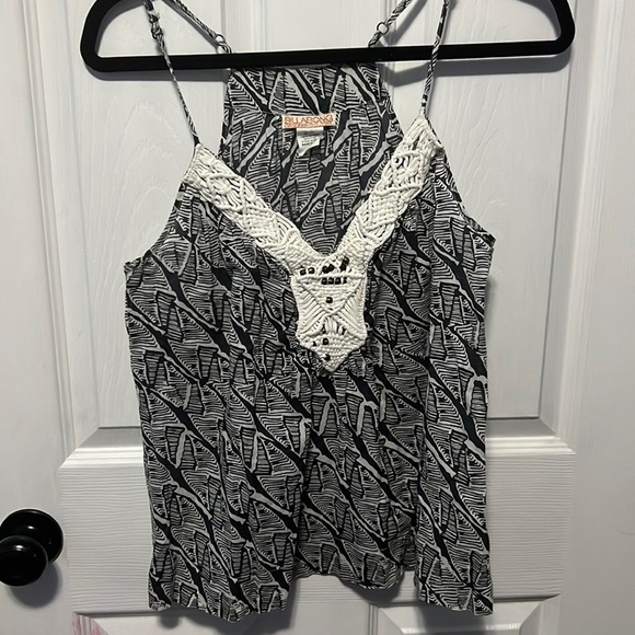 3/$20 Billabong medium black  and white tank - Picture 1 of 4